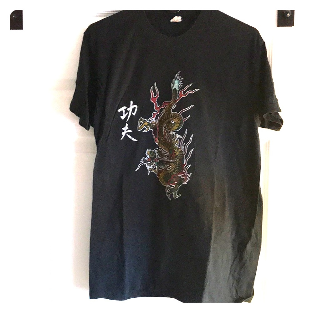 Vtg Dragon shirt by Screen Stars